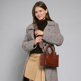 Leather handbag with removable shoulder strap | The Bridge