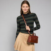 Leather bag with removable strap | The Bridge