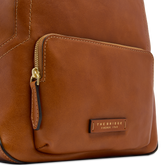 Damen-Lederrucksack mit Fronttasche | The Bridge