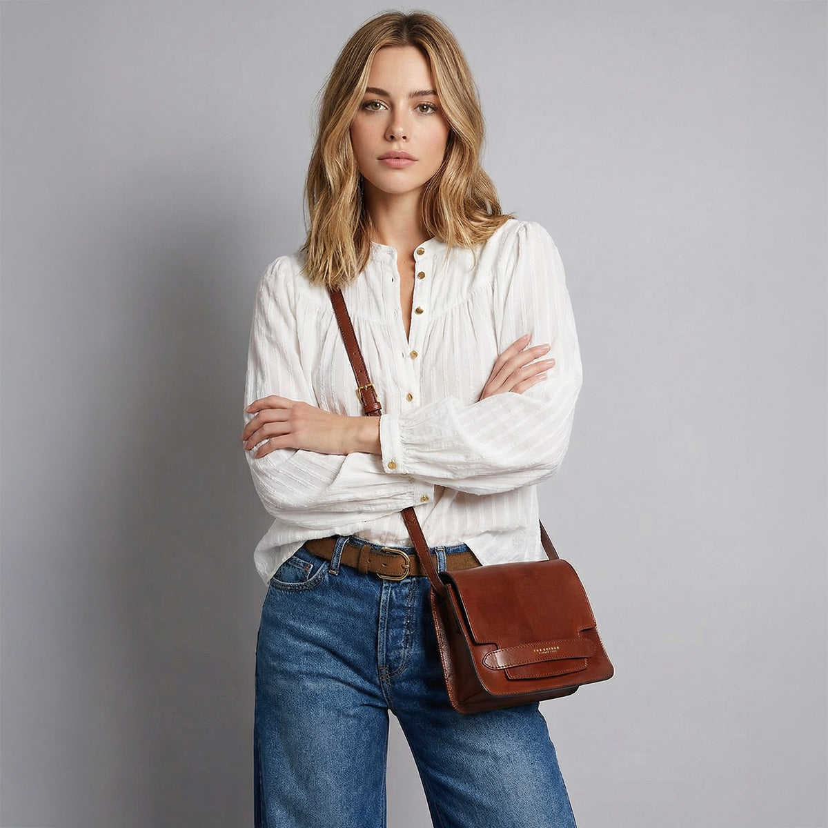 Leather crossbody bag BROWN/GOLD | The Bridge