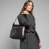 Leather shoulder bag with front zip | The Bridge