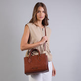 Leather handbag with detachable strap | The Bridge