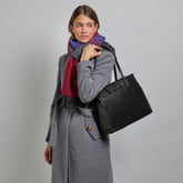 Leather tote bag Mirra - Black/gold | The Bridge