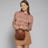 Leather women's bag with removable strap small size | The Bridge