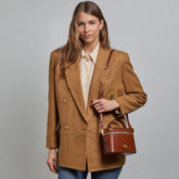 Leather bowling bag with removable shoulder strap | The Bridge