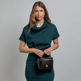 Leather bowling bag with removable shoulder strap | The Bridge