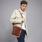 Ledertasche Herren mit einem Reißverschluss - Braun | The Bridge