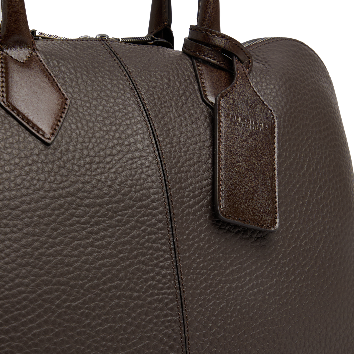 Grained Leather Travel Bag with Strap MOCHA/WHITE RUTHENIUM | The