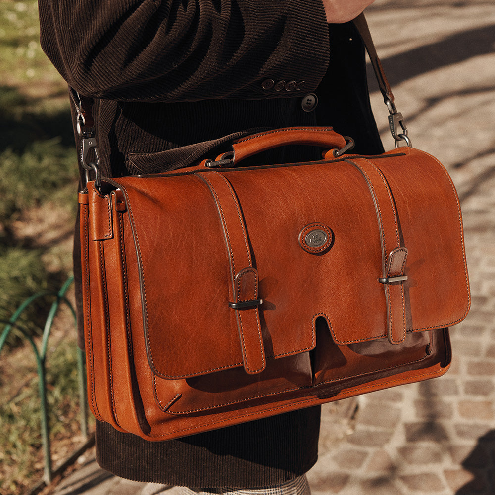 Travel backpacks for men & women | The Bridge