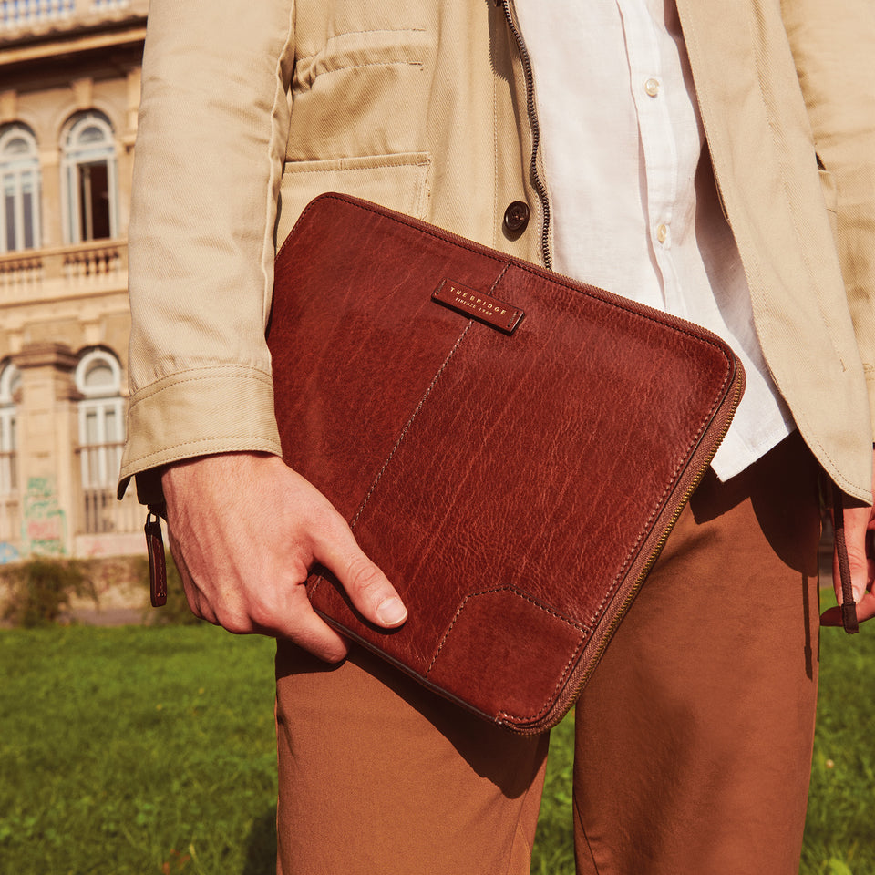 the-bridge-handcrafted-bags-made-in-italy-official-boutique-the